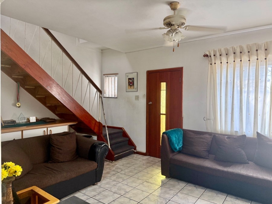 4 Bedroom Property for Sale in Algoa Park Eastern Cape